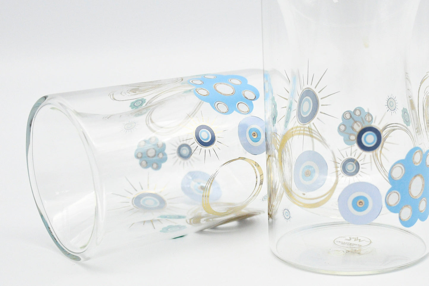 Luxury ceramic cups with Islamic geometric patterns