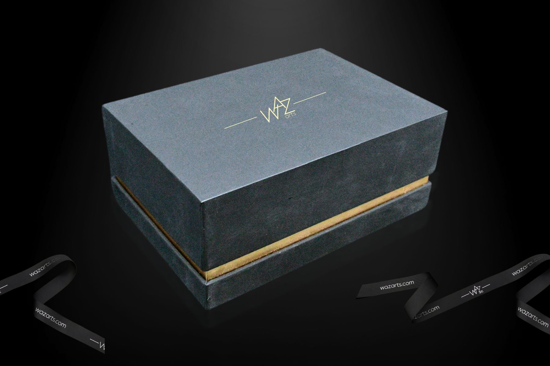 Minimalist-style glass candleholder with smooth finish