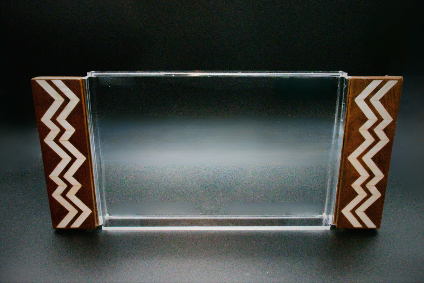 Zigzag Pattern Tray